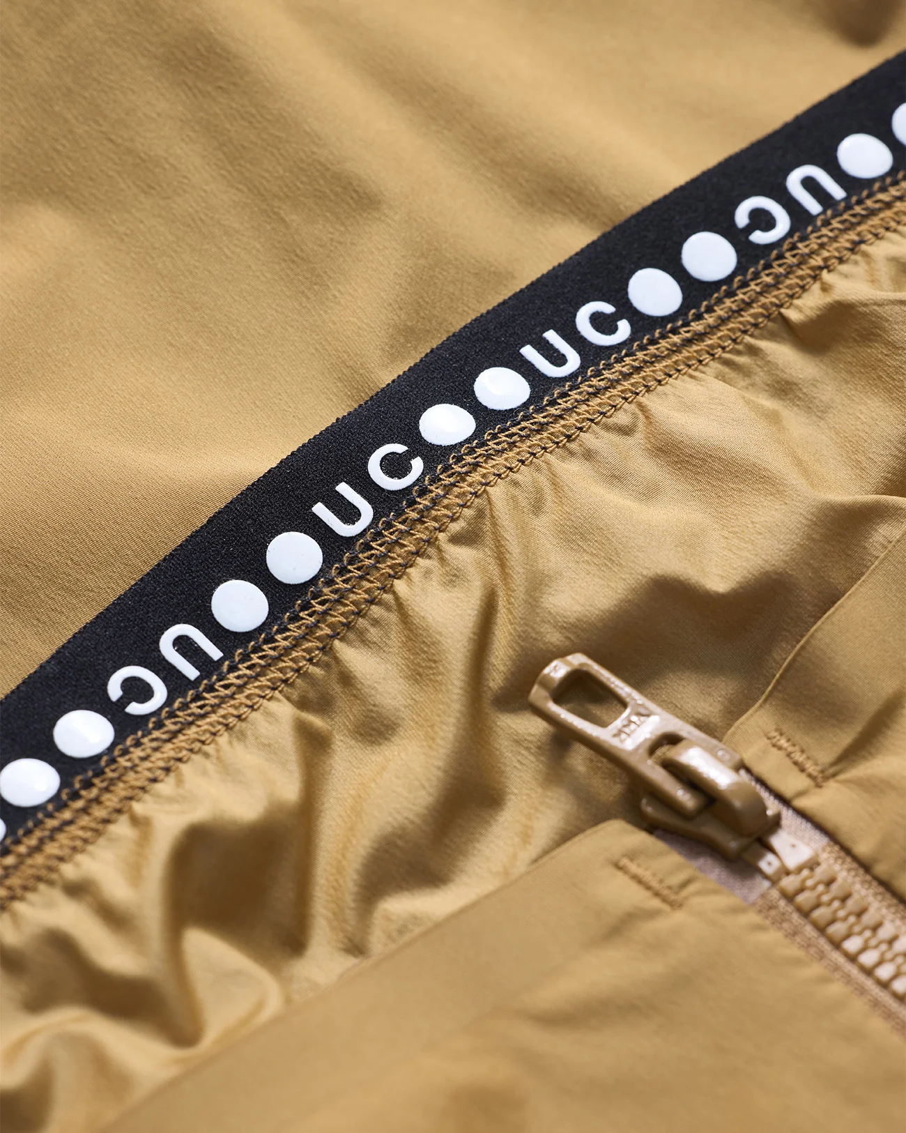 Unisex Chroma Insulated Gilet - Golden Beige - Image 4